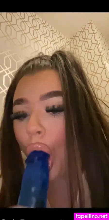 Curvedbrunettexx OnlyFans Thumbnail #9ulGCWyHNP