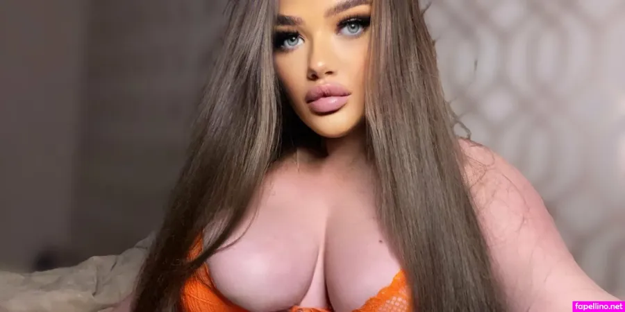 Curvedbrunettexx OnlyFans Thumbnail #IMJcvXxIKN
