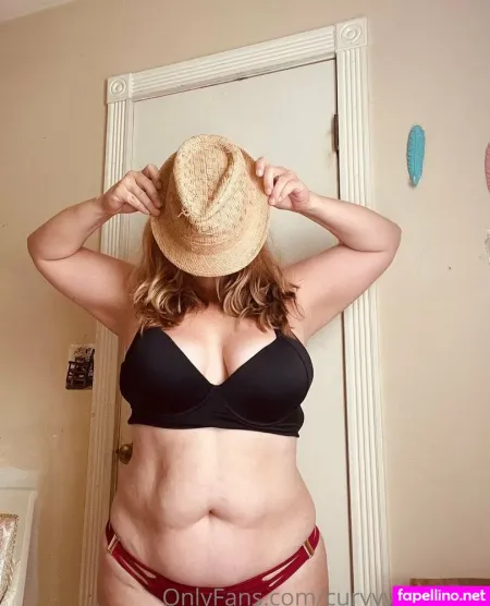 Curvvyptamom OnlyFans Thumbnail #j0qdVDVIcw