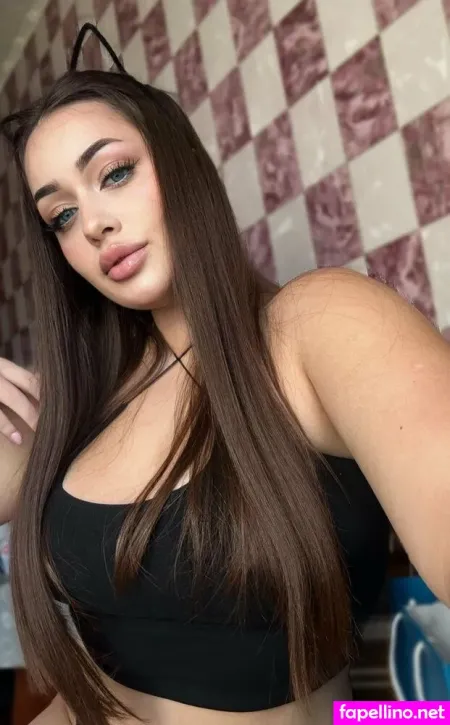 Curvy Anyya OnlyFans Thumbnail #2Adv7Vx5Wr