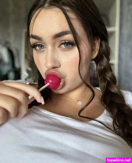 Curvy Anyya OnlyFans Thumbnail #Sp59etTBi7