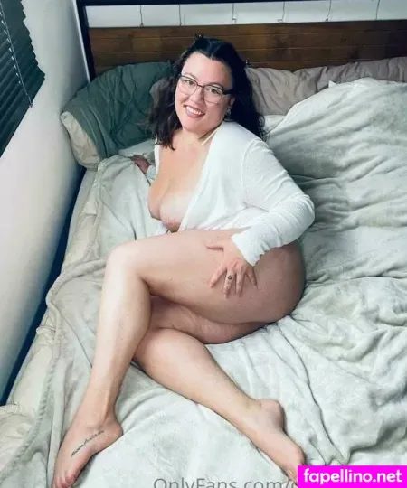 Curvy Chloe OnlyFans Thumbnail #Yv9rCyWEpY