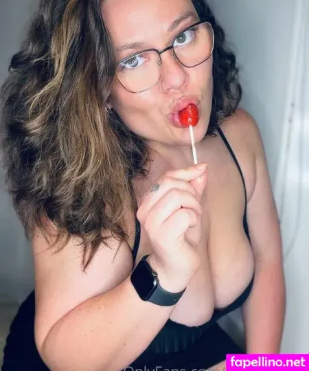 Curvy Chloe OnlyFans Thumbnail #t8rWKoW1Q2