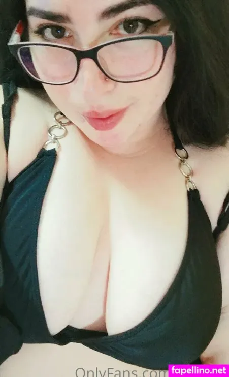 Curvy Gothick OnlyFans Thumbnail #sIQKIRuec3