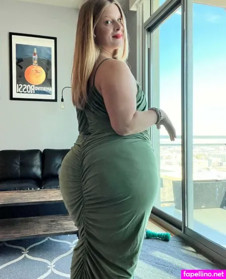 Curvy Krysta OnlyFans Thumbnail #tWENSk8voV