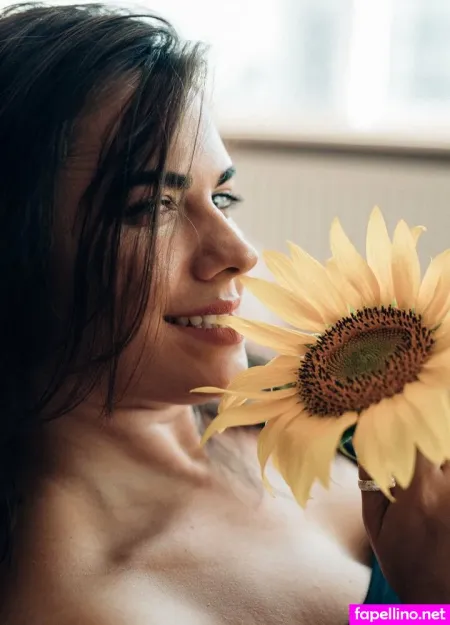 Curvy Lady Me OnlyFans Thumbnail #8tWtX2Ie2H