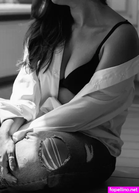 Curvy Lady Me OnlyFans Thumbnail #dMQwMYE232