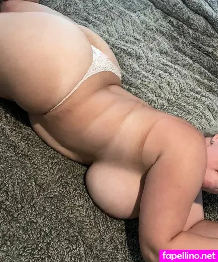 Curvy M Monroe OnlyFans Thumbnail #tebfKHjTan