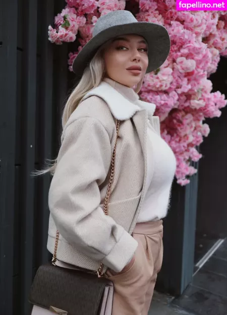 Curvy Model Kate OnlyFans Thumbnail #A4DF7dOlkn