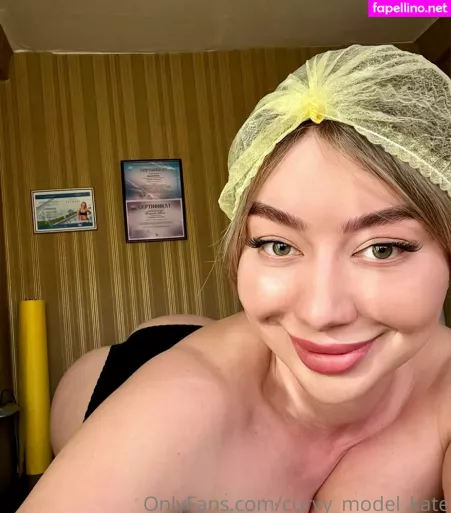 Curvy Model Kate OnlyFans Thumbnail #IOuTNiwwcM