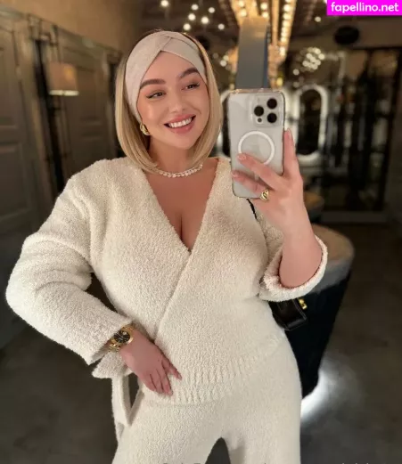 Curvy Model Kate OnlyFans Thumbnail #NpGjoWhU6G