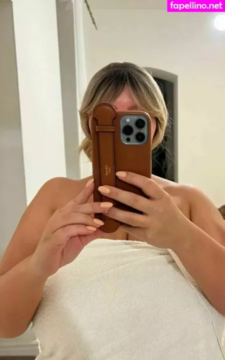 Curvy Model Kate OnlyFans Thumbnail #YuNCk8ySlQ
