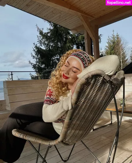 Curvy Model Kate OnlyFans Thumbnail #fdiRXRN9Mc