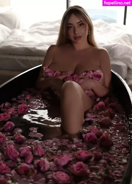 Curvy Model Kate OnlyFans Thumbnail #t3GBlXk8Bf