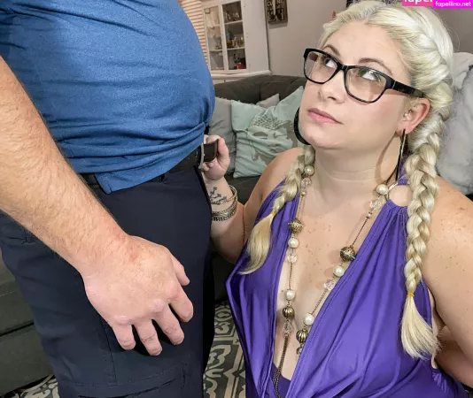 Curvy4urpleasure OnlyFans Thumbnail #WYXDGXWraq