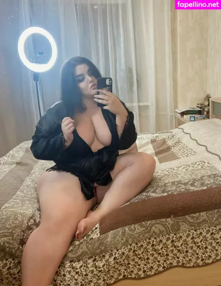 Curvyagathafree OnlyFans Thumbnail #MMXXFyvzVH