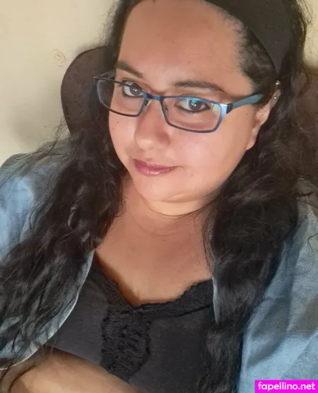 Curvyalbaricoque OnlyFans Thumbnail #A7ofufQLPU