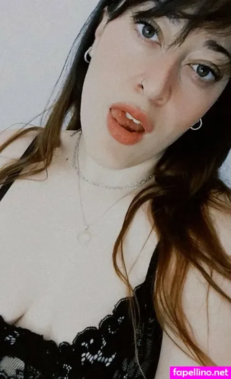 Curvyanaxxx OnlyFans Thumbnail #DLqwu6UeEE