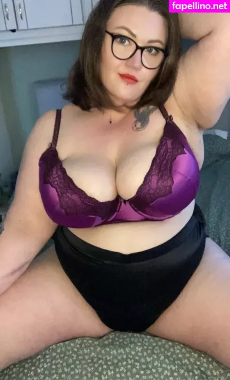Curvybbw22 OnlyFans Thumbnail #3gtXtaGDm4