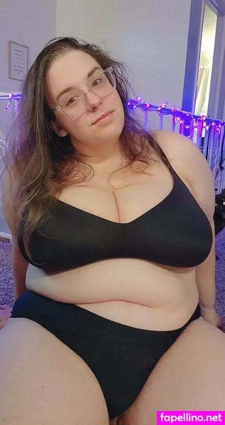 Curvybratashlee OnlyFans Thumbnail #4grdo0gDXU