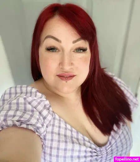 Curvycariad Main Profile Photo