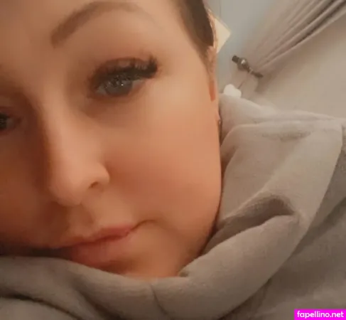 Curvycariad OnlyFans Thumbnail #mEUHvIW25y