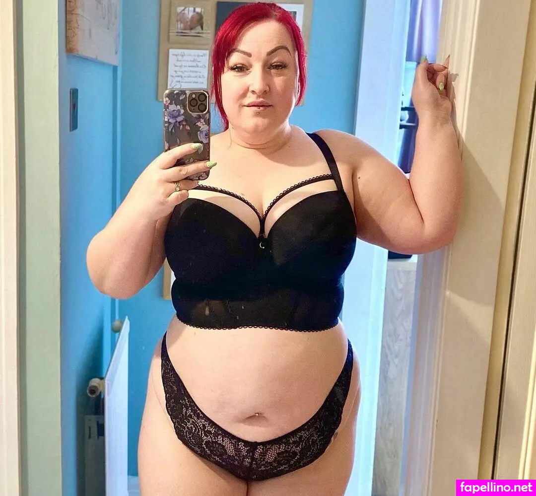 crazy_curvy_cute, curvycariad Nude Leaked OnlyFans Photo #nLydGojrlg