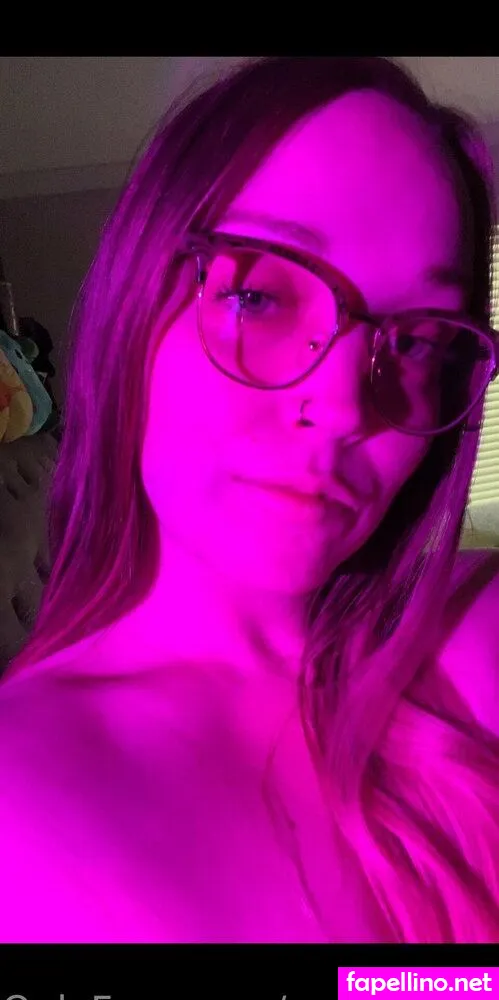 Curvycutyiee, curve_cuties, curvycutiexo Nude Leaked OnlyFans Photo #4Zhe2ibeov