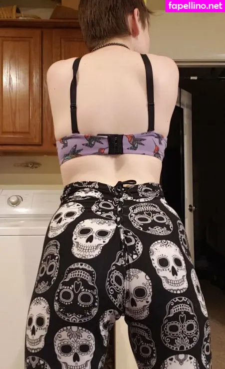 Curvyelvishgirl OnlyFans Thumbnail #8Od4hqOWGl