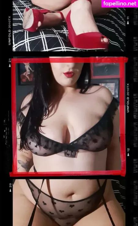 Curvygeekfree OnlyFans Thumbnail #GuJ2bvqXxM