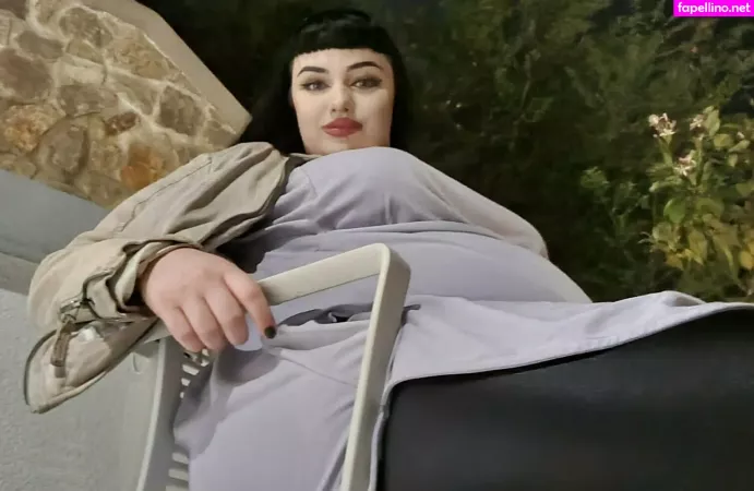 Curvygothgf OnlyFans Thumbnail #tq6KL3oR5n