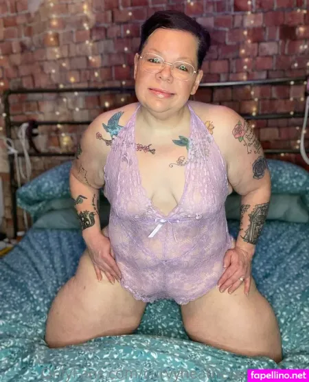 Curvyheathersneakpeek OnlyFans Thumbnail #ZBAdQ19Myb