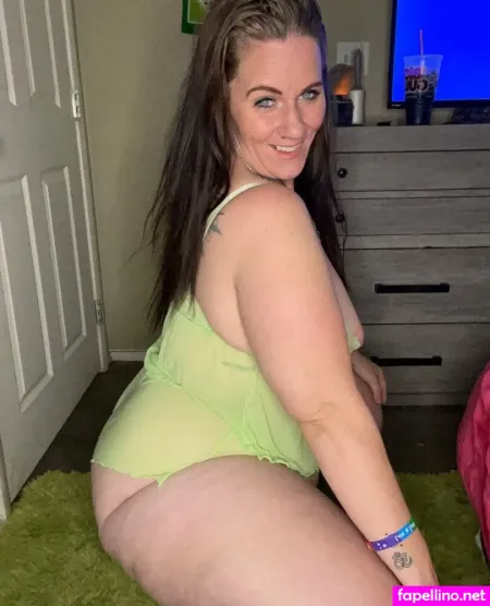 Curvyj88 OnlyFans Thumbnail #BY34RN27Bs