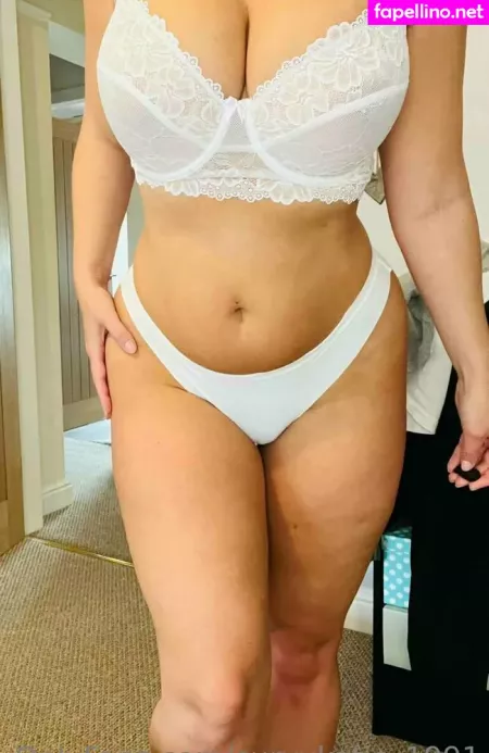 Curvykatie 1991 OnlyFans Thumbnail #B0UAfwulh1