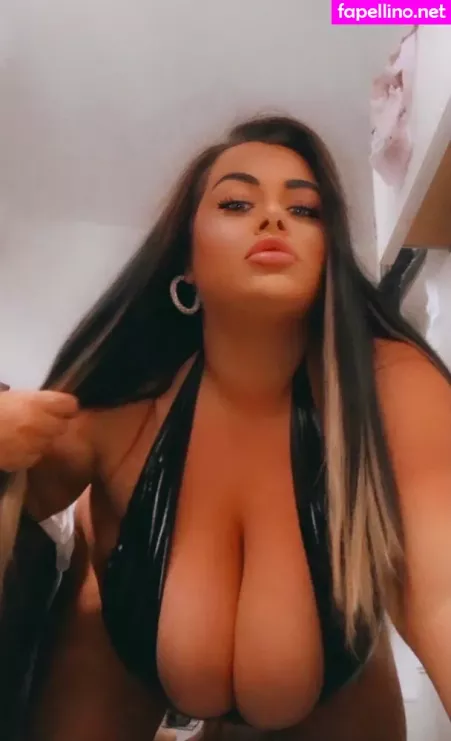 Curvykb OnlyFans Thumbnail #84f4nD1uPk