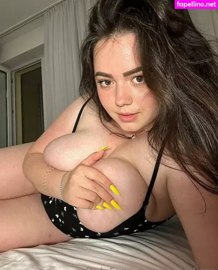 Curvylizzz OnlyFans Thumbnail #fImXif9me3