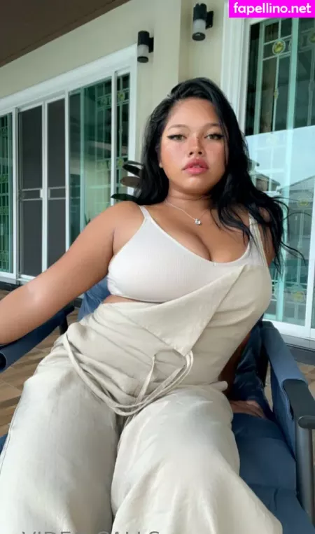 Curvymoanaaa OnlyFans Thumbnail #Nz9XDg9CTE