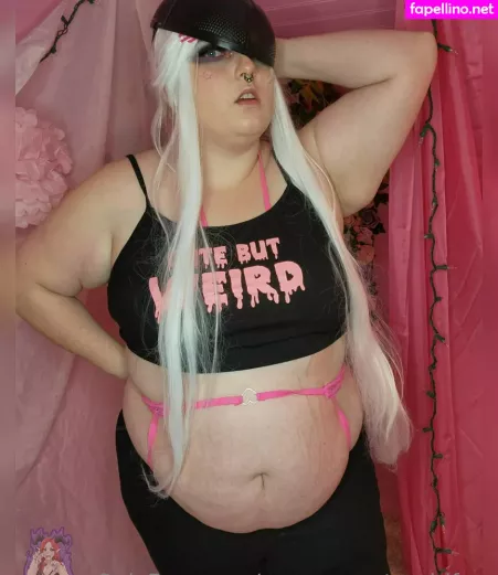 Curvymonstergirlfree OnlyFans Thumbnail #HZb5IgBsbD