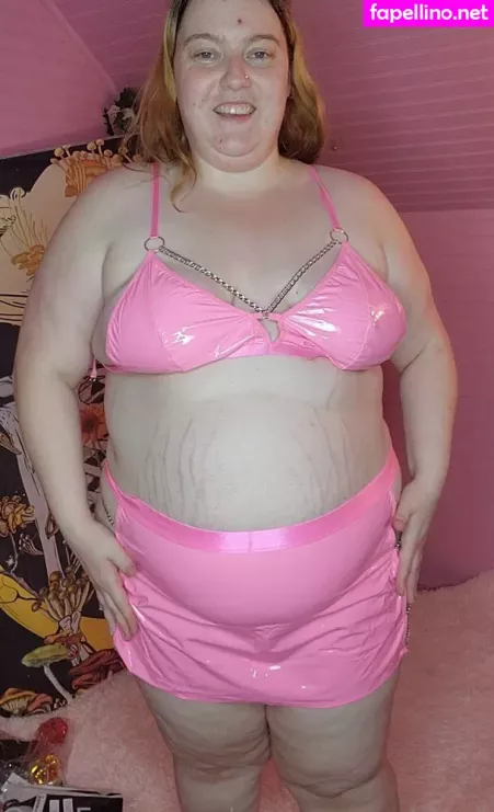 Curvymonstergirlfree OnlyFans Thumbnail #UEwmnha5n0