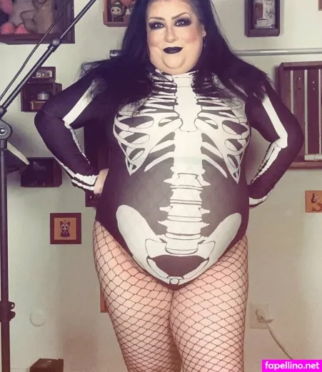 Curvypapayaofficial OnlyFans Thumbnail #RaV5VK0SYo