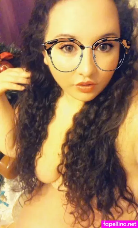 Curvyqueen OnlyFans Thumbnail #S4oWZEpXdg