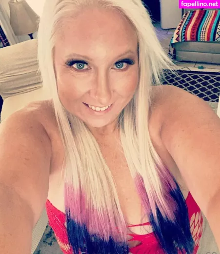 Curvysecretary69 OnlyFans Thumbnail #u9hopaJqES