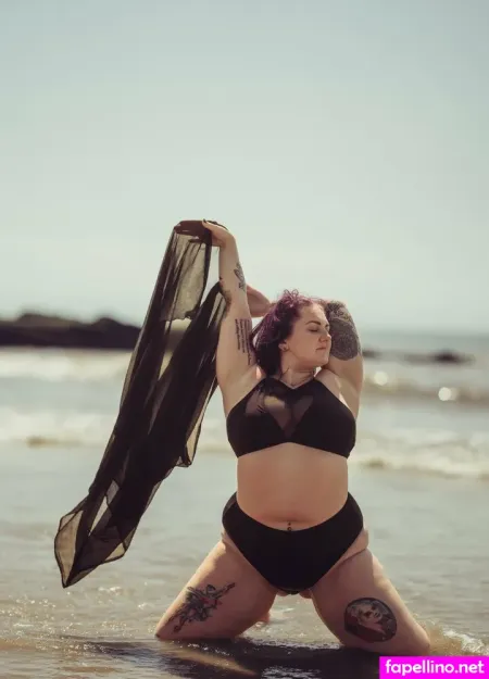 Curvyserena OnlyFans Thumbnail #IHXySQ4FUg