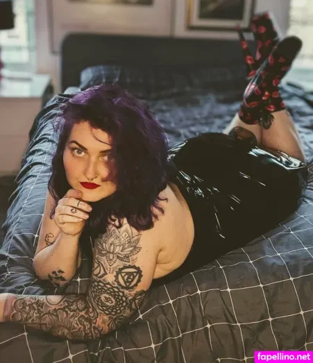 Curvyserena OnlyFans Thumbnail #mwswsYHJjf