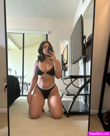 Curvysophiie OnlyFans Thumbnail #daVaEkbkIv