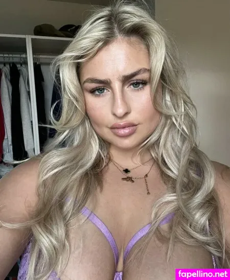 Curvystarlaura OnlyFans Thumbnail #RttP6lw542