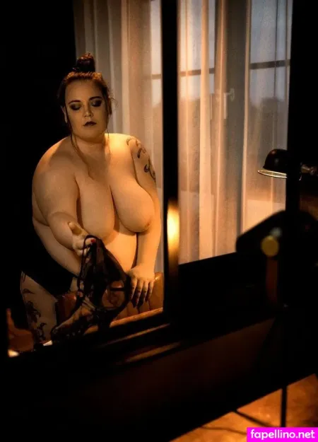 Curvyvanni OnlyFans Thumbnail #yFmWeOIrZH