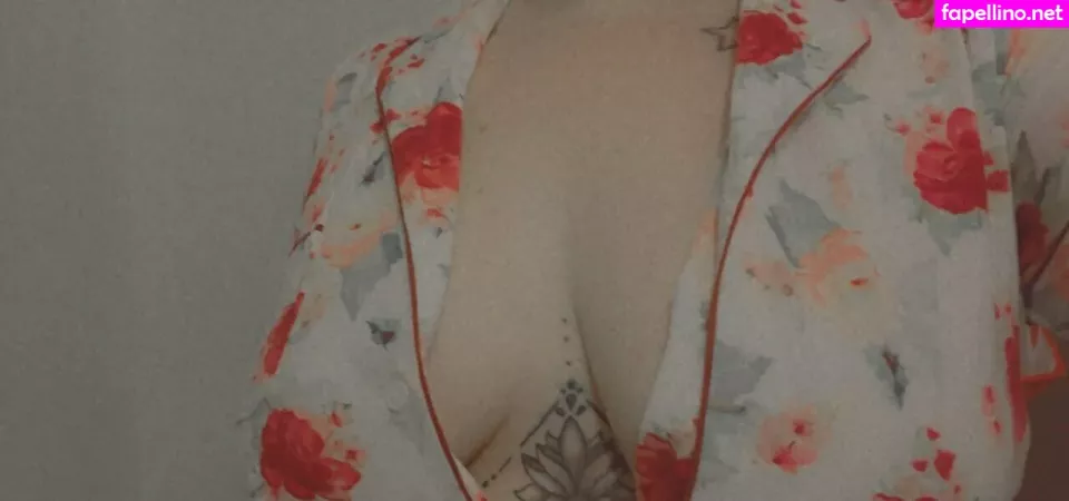 Curvyweirdgirl OnlyFans Thumbnail #pAGwcdcMyW