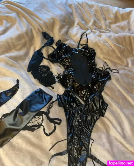 Curvyyaphroditee OnlyFans Thumbnail #PspcNXj8MZ