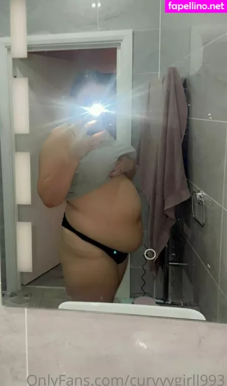 Curvyygirll993 OnlyFans Thumbnail #FRpi4W8EZc